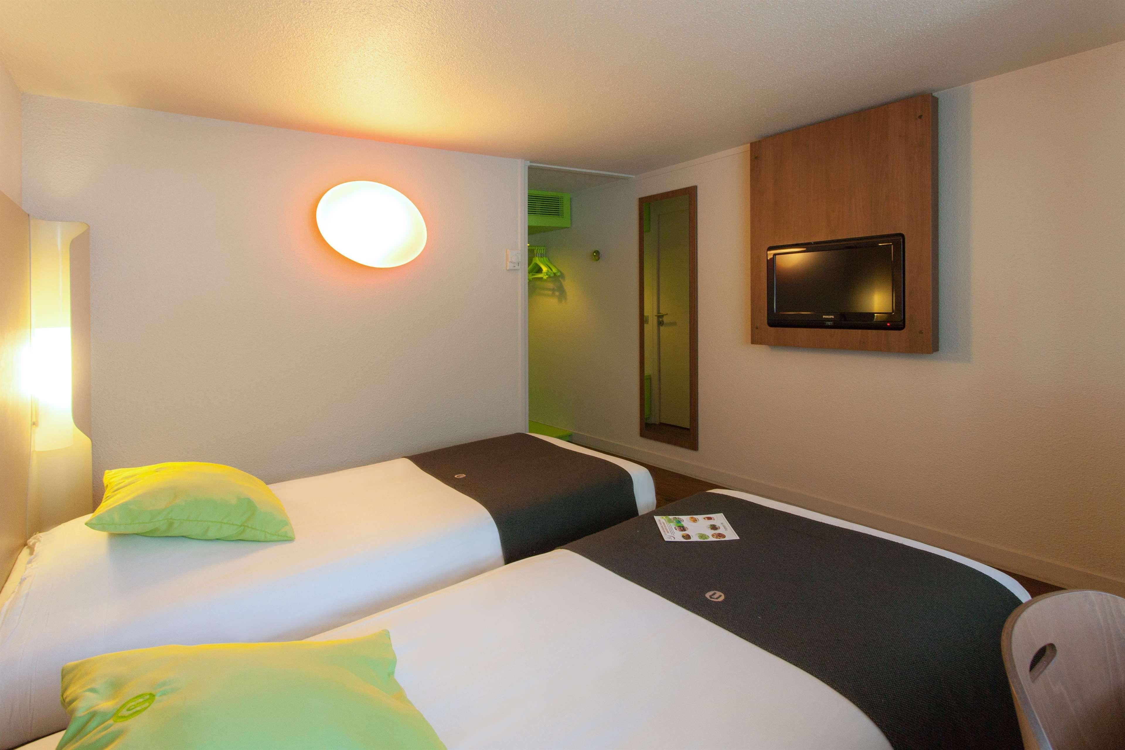 Campanile Tours Sud ~ Joue-Les-Tours Hotel Luaran gambar