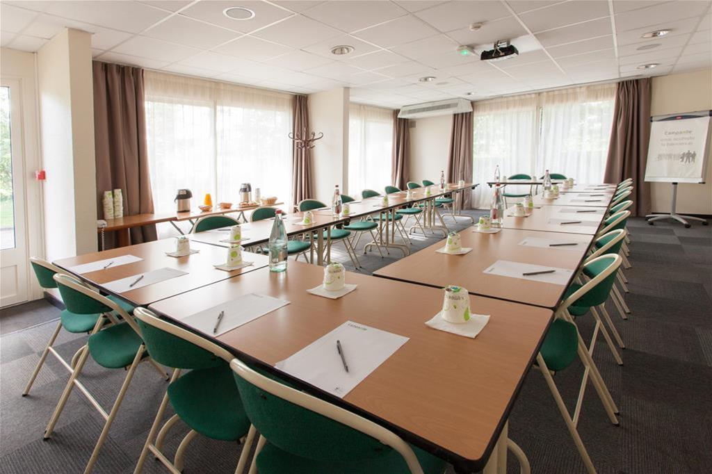 Campanile Tours Sud ~ Joue-Les-Tours Hotel Luaran gambar